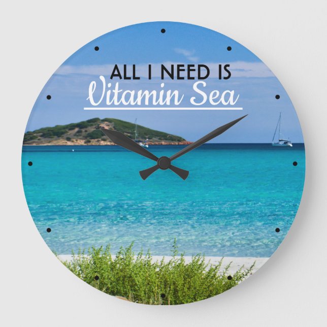 Weißer Sandstrand mit türkisblauem Wasser und das  Große Wanduhr (Vorderseite)
