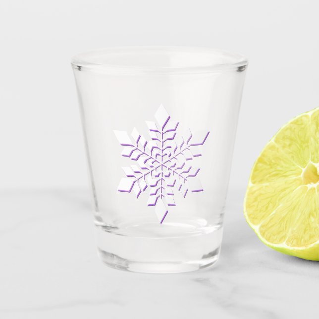 Weißer Schneeflocken in rot-violett Schnapsglas (Vorderseite)