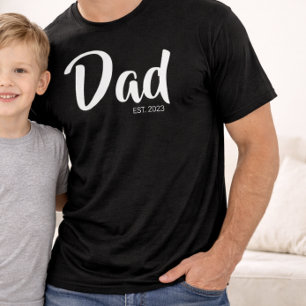 Weißer Schriftzug Established Dad T-Shirt