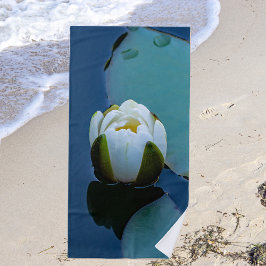 Weißer Seerosen im Teich, Naturfotografie Strandtuch