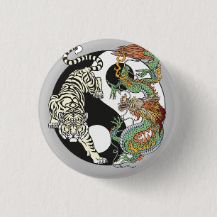 Weißer Tiger gegen grüner Drache im Yin-Yang-Bu Button