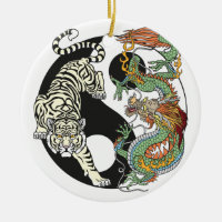 Weißer Tiger gegen grüner Drache im Yin-Yang