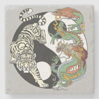 Weißer Tiger gegen grüner Drache im Yin-Yang