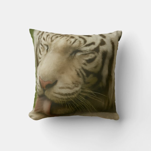 Weißer Tiger im Alltagsleben Kissen (Vorderseite)