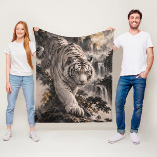 Weißer Tiger mit Vollmond und schneebedeckten Berg Fleecedecke