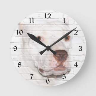 Weißer Tyrann Pitbull Runde Wanduhr
