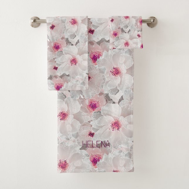 Weißer und rosafarbener Blumen Badhandtuch Set (Insitu)