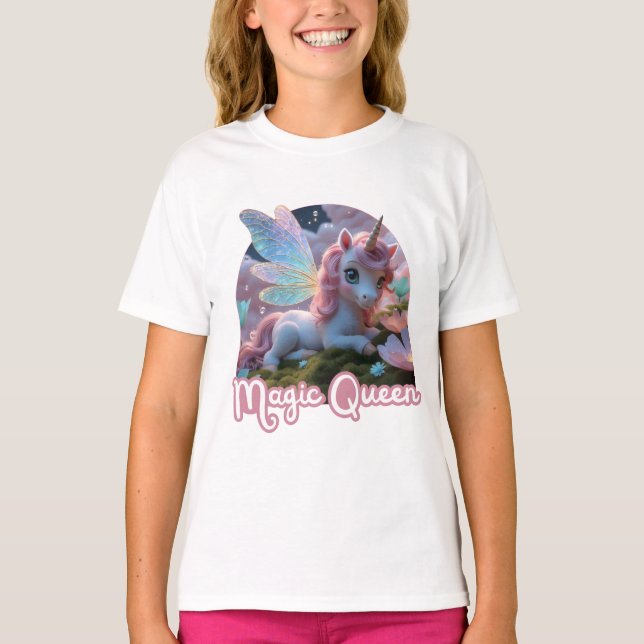 Weißes Einhorn mit Flügeln - Magic Queen T-Shirt (Vorderseite)