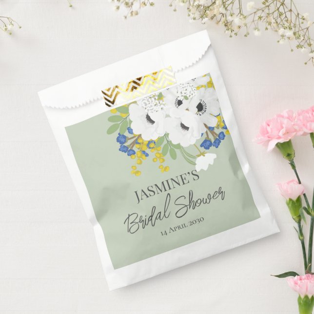 Weißes Frühlingsfloral Bouquet Brautparty Geschenktütchen (Versiegelt)