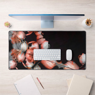 "Weißes Herz in Schwarz von der Sonne" Schreibtischunterlage