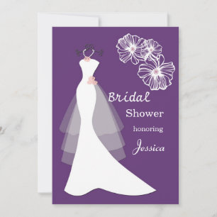 Weißes Hochzeitskleid auf lila Brautparty laden Einladung