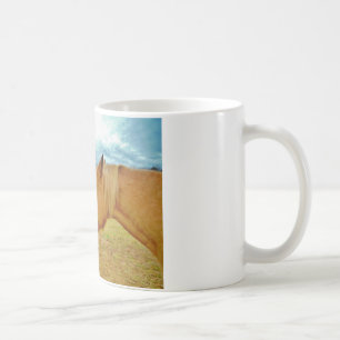 Weißes Kaninchen und Gelbes Pferd Kaffeetasse