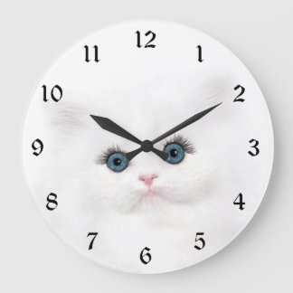 Weißes Kätzchengesicht Große Wanduhr