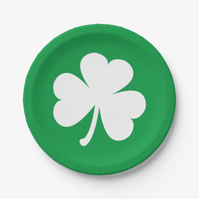 Weißes Kleeblatt zum irischen Grünen St. Patrick's Pappteller (Vorderseite)
