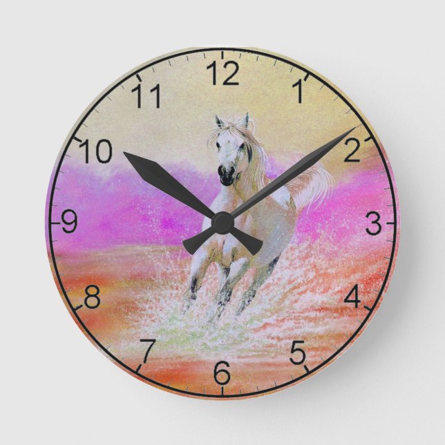 Weißes Pferd auf Stranduhr Runde Wanduhr (Vorderseite)