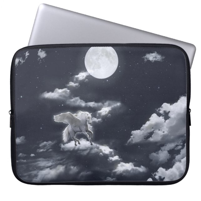 Weißes Pferd: Mondlicht. Laptopschutzhülle (Vorderseite)