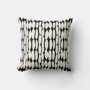 Weißes schwarzes Punktmuster. Shibori Kreis nahtlo Kissen