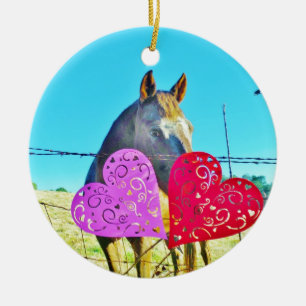 Weißes und braunes Pferd Valentine Hearts Keramikornament