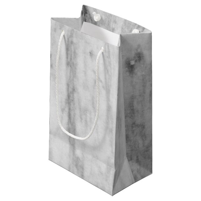Weißes und graues Marmorbeschaffenheits-Muster Kleine Geschenktüte (Vorderseite Schrägansicht)