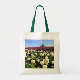 Weißes und Lila Tulip-Feld mit Heißluftballon Tragetasche