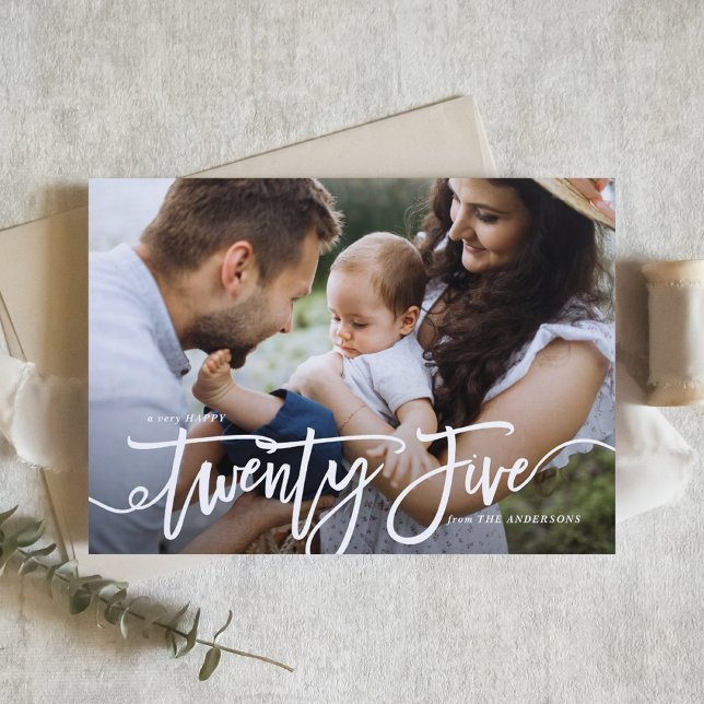 Weißhandbriefe glücklich Neues Jahr Foto Feiertagskarte (White Hand Lettering Happy New Year Photo Holiday Card)