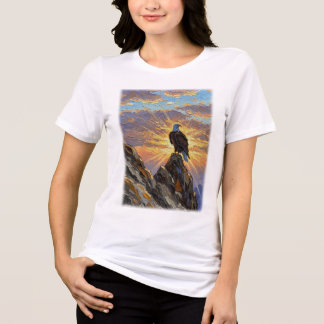 Weißkopfseeadler auf Berggipfel bei Sonnenaufgang Tri-Blend Shirt