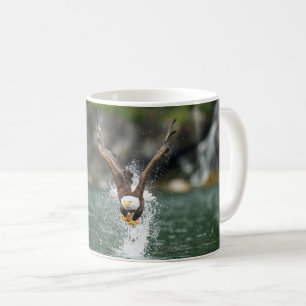 Weißkopfseeadler der große Fang Kaffeetasse