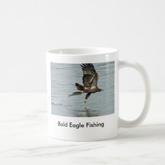 Weißkopfseeadler-Fischen Kaffeetasse