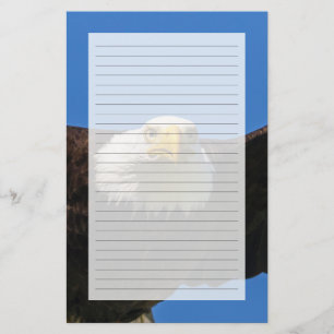 Weißkopfseeadler Flug nah Briefpapier
