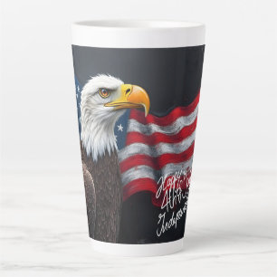 Weißkopfseeadler mit amerikanischer Flagge 4. Juli Milchtasse