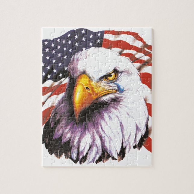 Weißkopfseeadler mit einem Riss - USA-Flagge im (Vertikal)