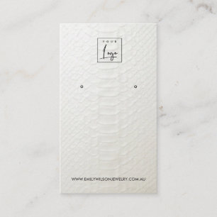 WEISSLEDERTEXTURE STUDIERT EARRING DISPLAD VISITENKARTE