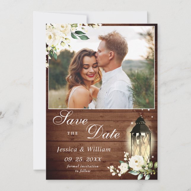 Weißrosen Rustikales Holz Laterne Foto Hochzeit Save The Date (Vorderseite)