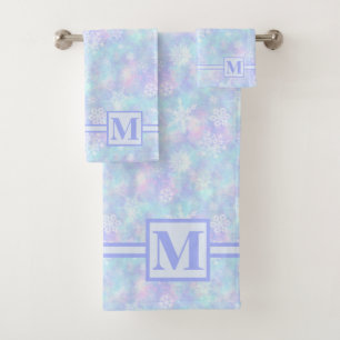 Weißschneeflocken auf Winterpasten Mit Monogramm Badhandtuch Set