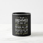 Weit jenseits des Rechts einer holenden Phantastis Tasse<br><div class="desc">Weit jenseits des Rechts einer holenden Phantastischen Tochter</div>