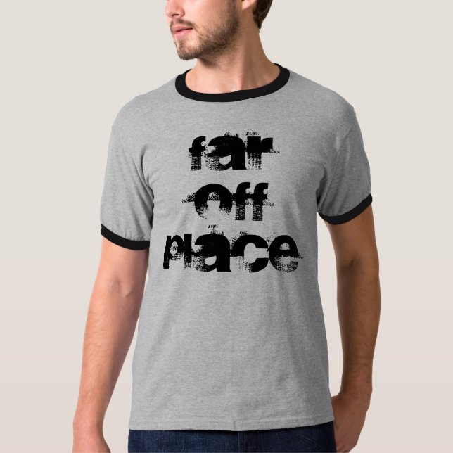 Weit weg vom Platz T-Shirt (Vorderseite)