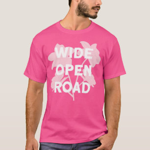 Weite offene Straße rosa weiß T-Shirt