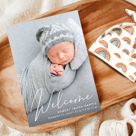 Welcome Foto White Script Birth Ankündigung