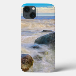 Wellen, die auf Küstenfelsen schlagen Case-Mate iPhone Hülle