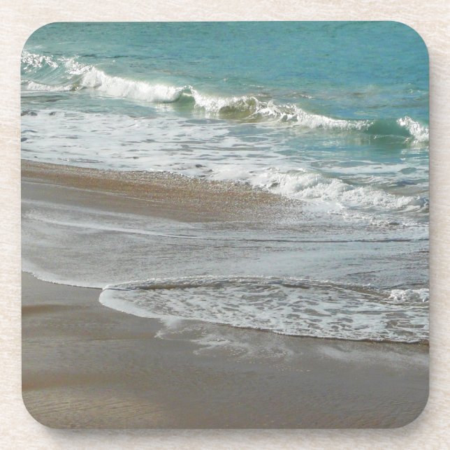 Wellen, die sich am türkisblauen Meer am Strand sa Untersetzer (Vorderseite)