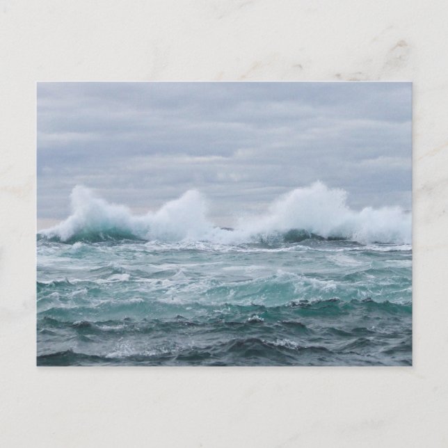 Wellen, die von der Insel Staffa abbrechen Postkarte (Vorderseite)