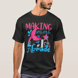 Wellen in der 1. Klasse der Meerjungfrau zurück zu T-Shirt