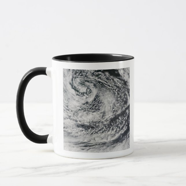 Wellenförmige Wellenwolken 2 Tasse (Links)