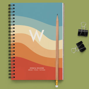 Wellige Retro-gestreifte Monogramm-Personalisierun Notizbuch