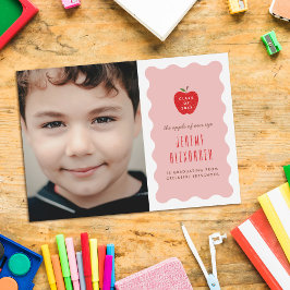 Welliges Apfel-Kindergarten Foto-Abschlussankündig Save The Date