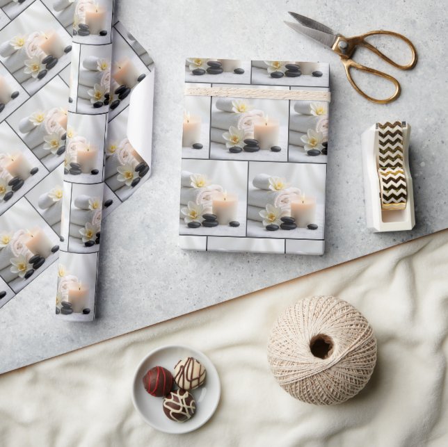Wellness-Center Handtücher und Magnolienblüten Geschenkpapier (Kunsthandwerk)