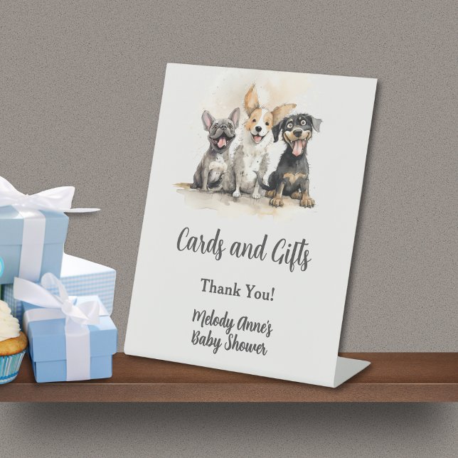 Welpe Dog Schwanzes Boy Baby Duschkarten Geschenke Sockelschild (Puppy Dog Tails Cards and Gifts Pedestal Sign with Trio of Playful Watercolor Pups, Mom's Name.)