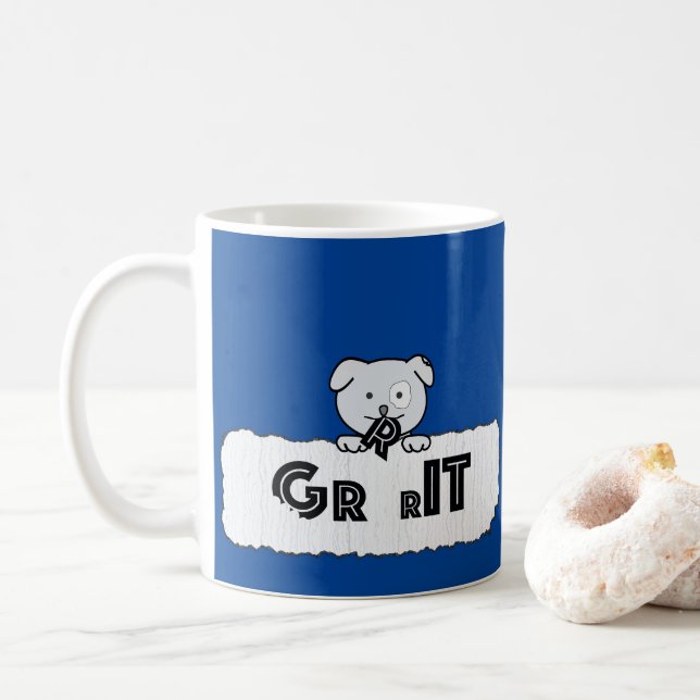 Welpe Grit kauen den Buchstaben R Kaffeetasse (Mit Donut)