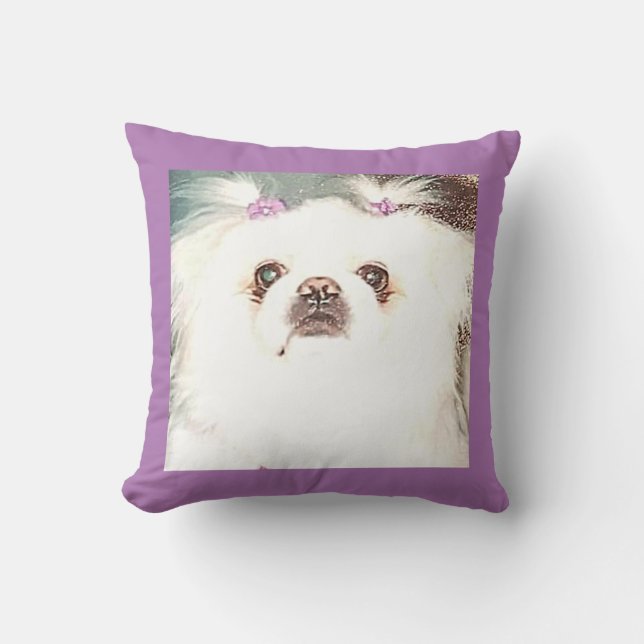 Welpe/Pekingese werfen Kissen. Kissen (Vorderseite)