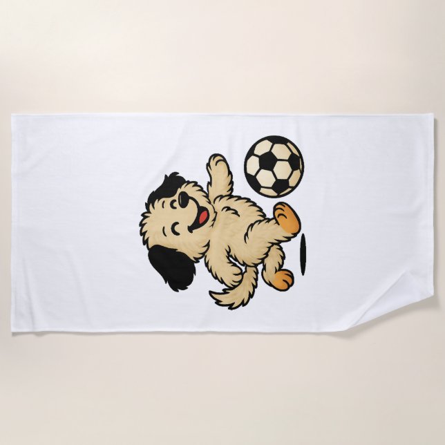 Welpe spielt Fußball Strandtuch (Vorderseite)